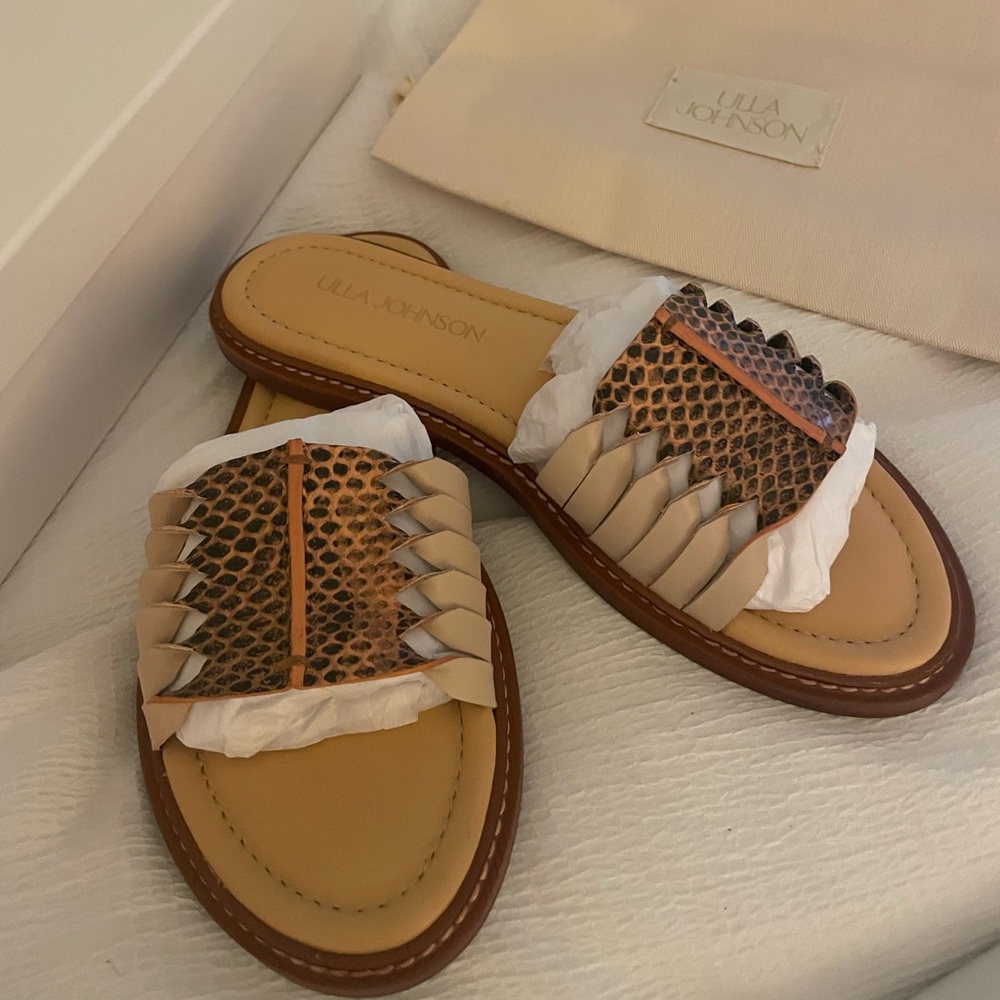 Never Worn Ulla Johnson Ameya Twisted Contrast Slide Size 7 in Color Dune